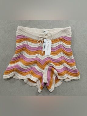 L*SPACE Make Waves Crochet Knit Shorts Catching Sun Size S NWT